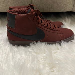 Nike Blazer mids